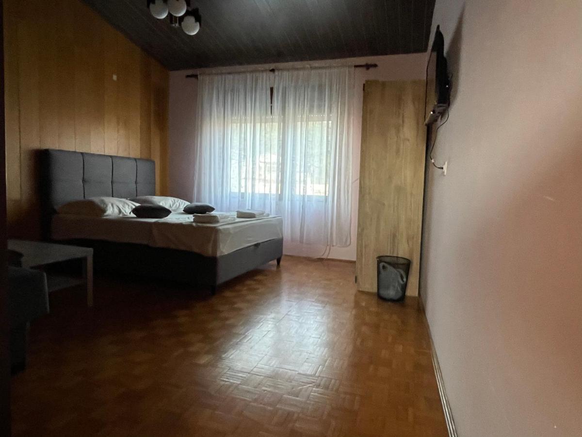 Apartment Ado เซลเซ ภายนอก รูปภาพ
