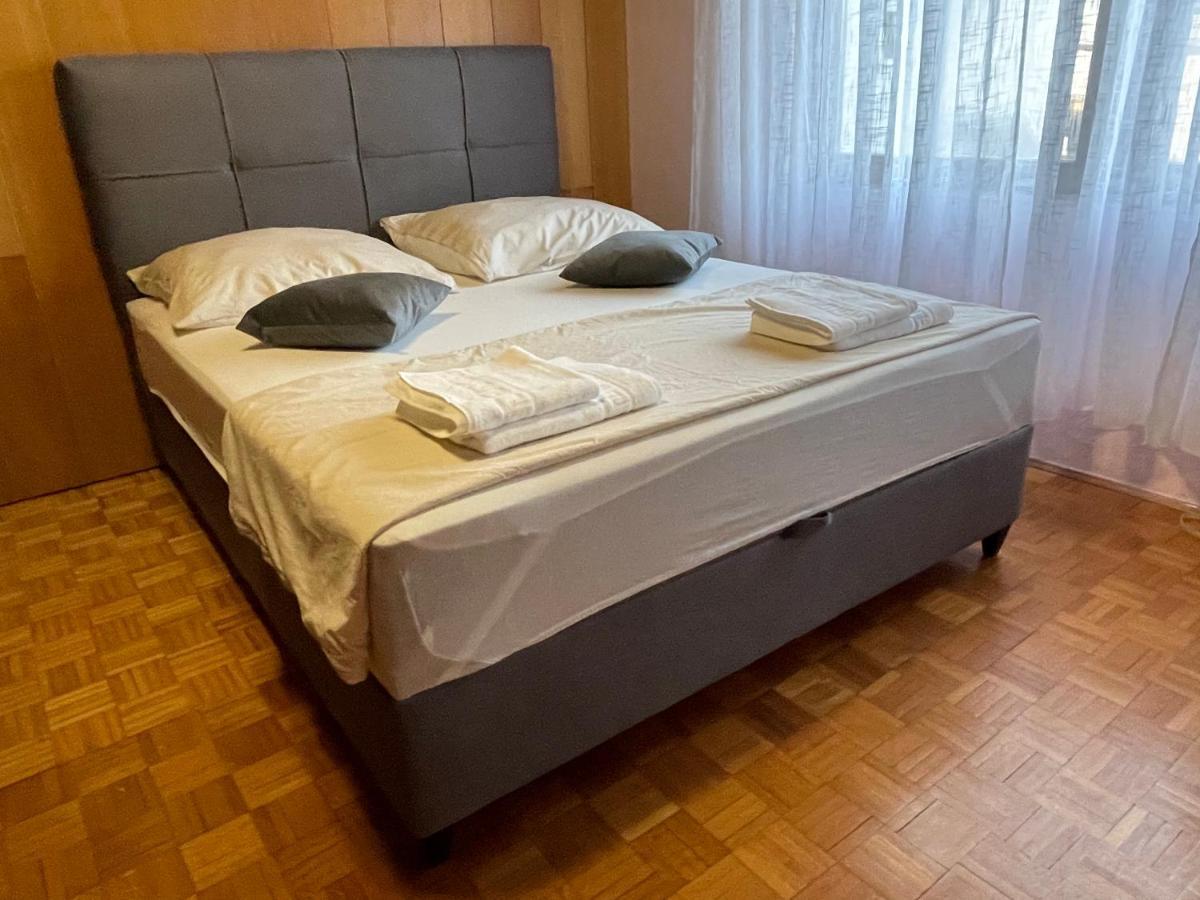 Apartment Ado เซลเซ ภายนอก รูปภาพ